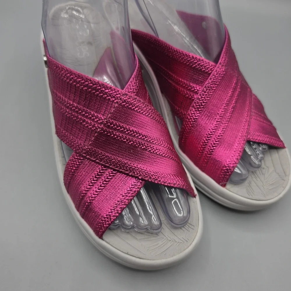 Bzees Sandals Womens 7 M Vista Pink Magenta Metallic Straps Slide Wedge Platform
